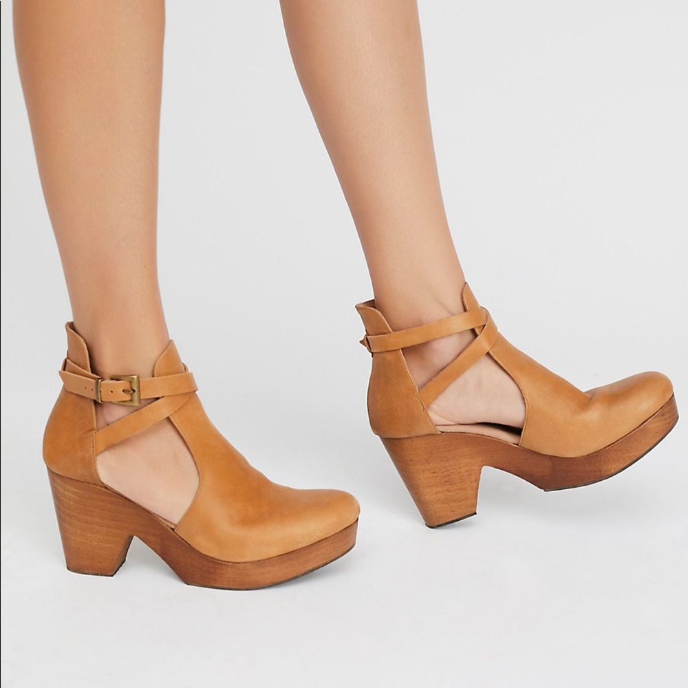 Cedar clog by FP